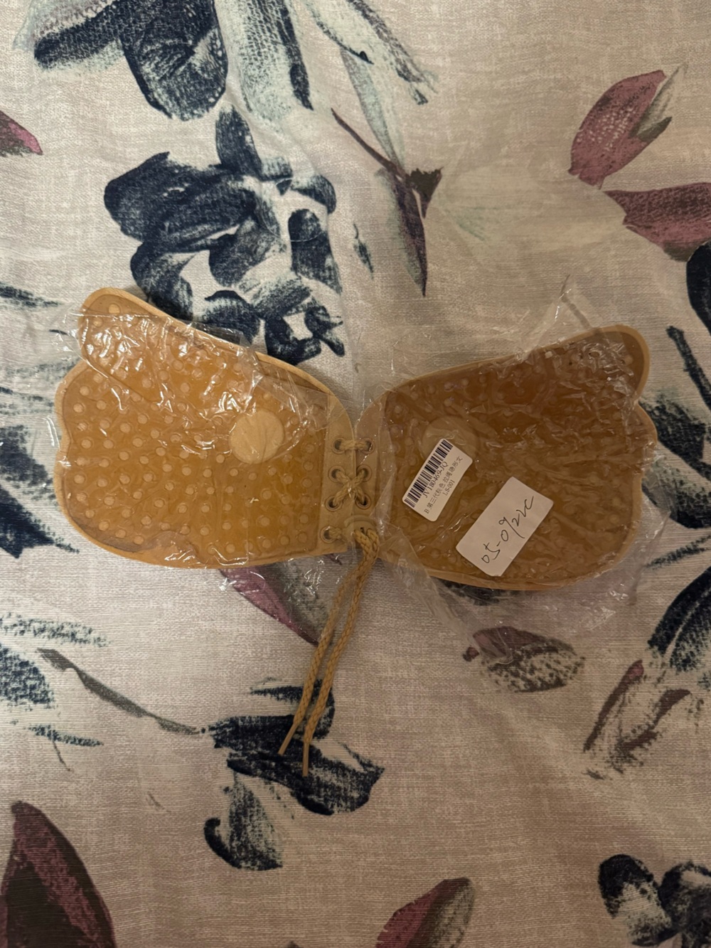 Sticky Bra - Picture 2 of 2
